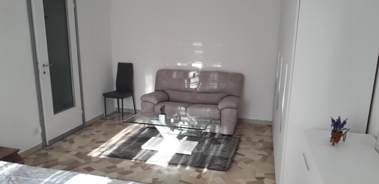 Olgiate Comasco Anko B&B מראה חיצוני תמונה